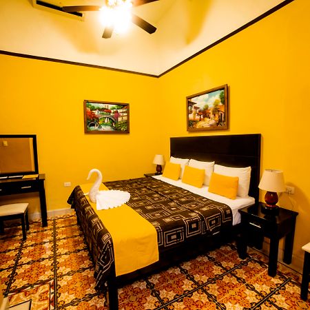 Hotel Del Peregrino Boutique Hotel Merida Exterior photo